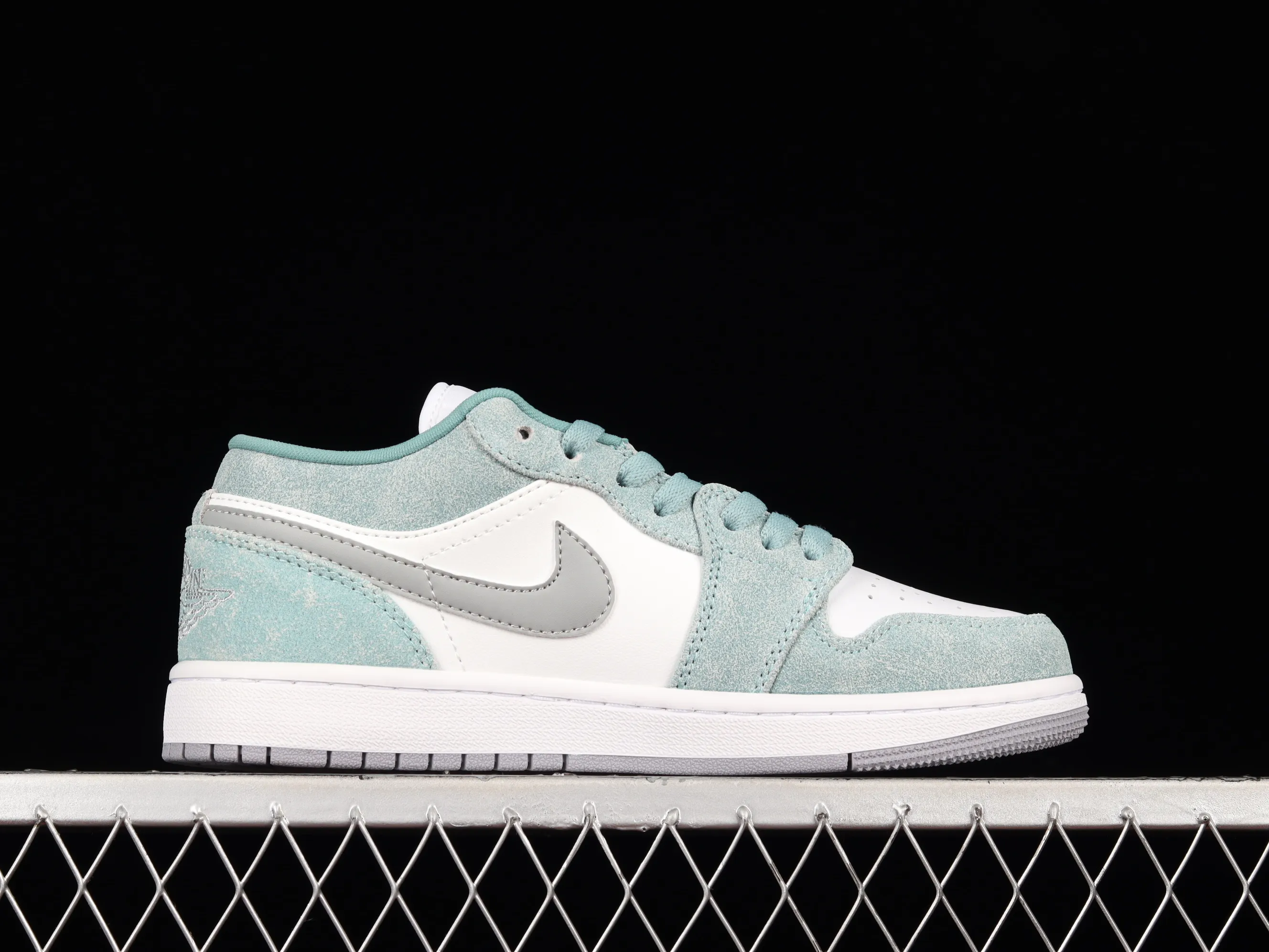 All categories Air Jordan Jordan series basketball shoes Air Jordan 1 Low Z version Air Jordan 1 Low "New Emerald" AJ1 Joe 1 Emerald Blue Retro basketball shoes DN3705-301